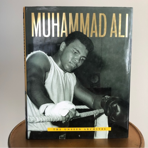 Muhammad Ali The Unseen Archives Coffee Table Book 2001 - Picture 1 of 4
